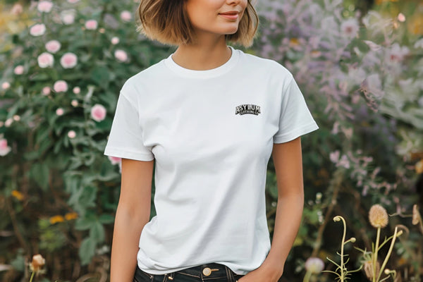 NOMNOM MODE Graphic Women's Crop top - Asylum Clothing Co